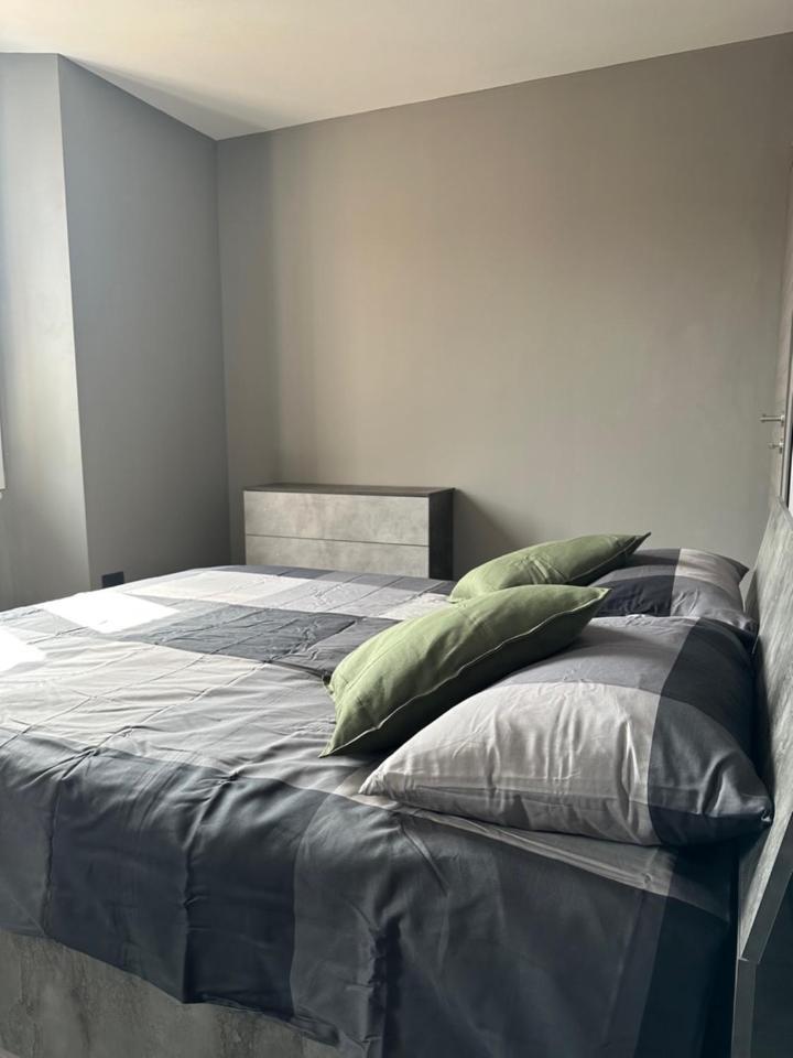 Corte Grande Apartment Lipomo Luaran gambar