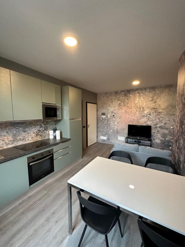 Corte Grande Apartment Lipomo Luaran gambar