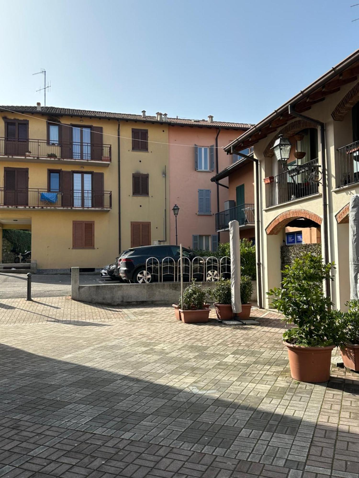 Corte Grande Apartment Lipomo Luaran gambar